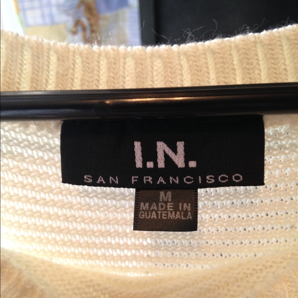 I.n San Francisco sm/md  fitted sweater